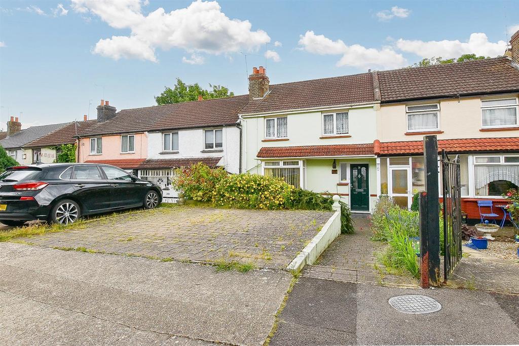 Elm Avenue, Chatham 2 bed terraced house for sale £300,000