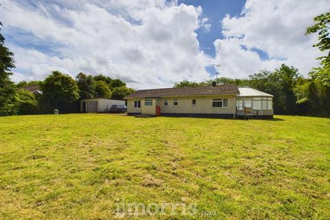 3 bedroom detached bungalow for sale, Martletwy, Narberth