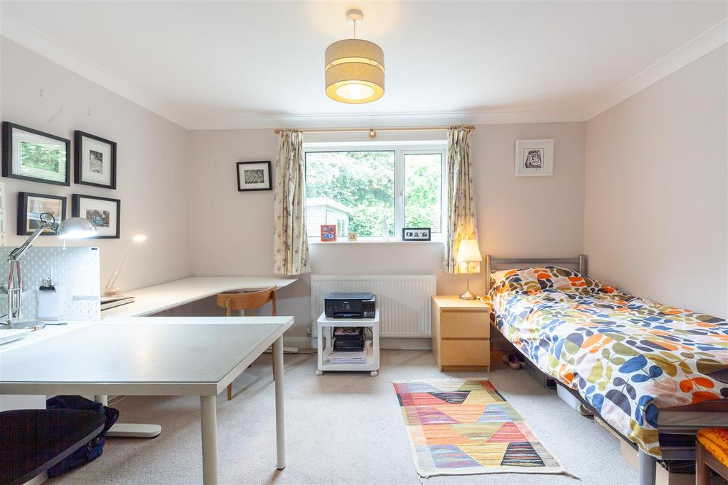 Bedroom 3 1.jpg