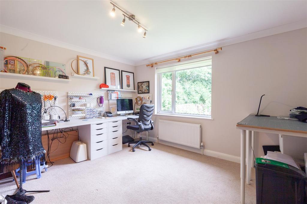 Bedroom 4 2.jpg