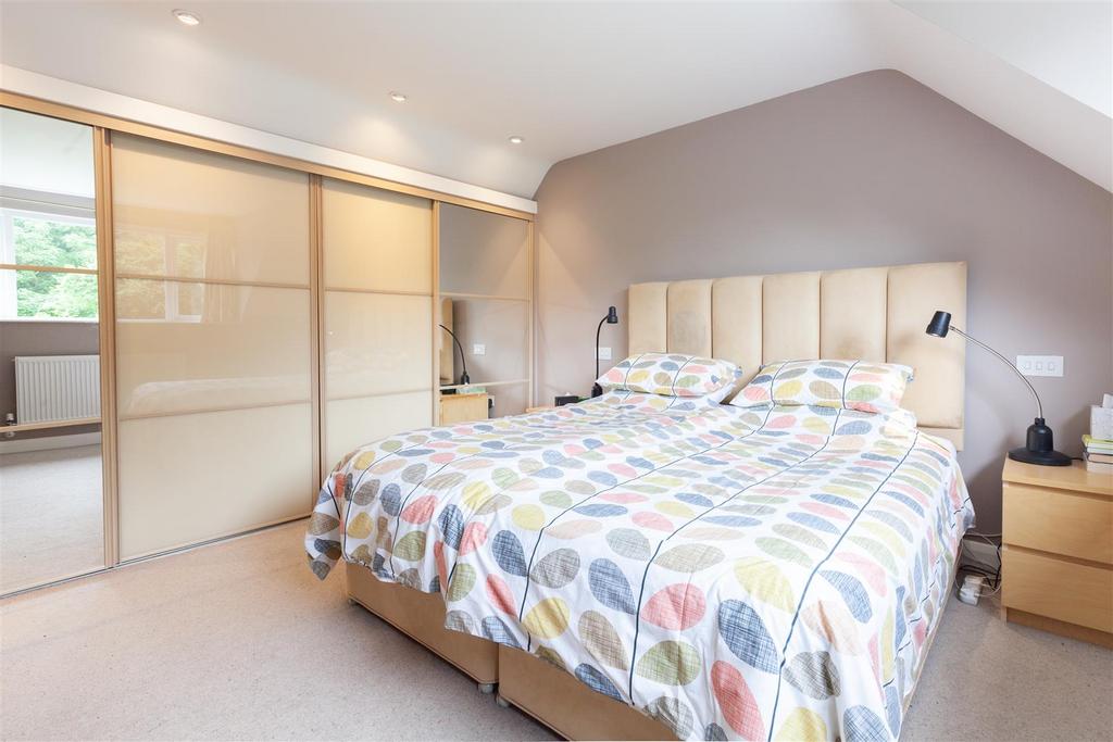Master Bedroom 2.jpg