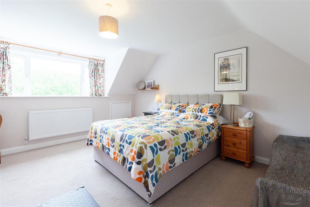 Bedroom 2 2.jpg