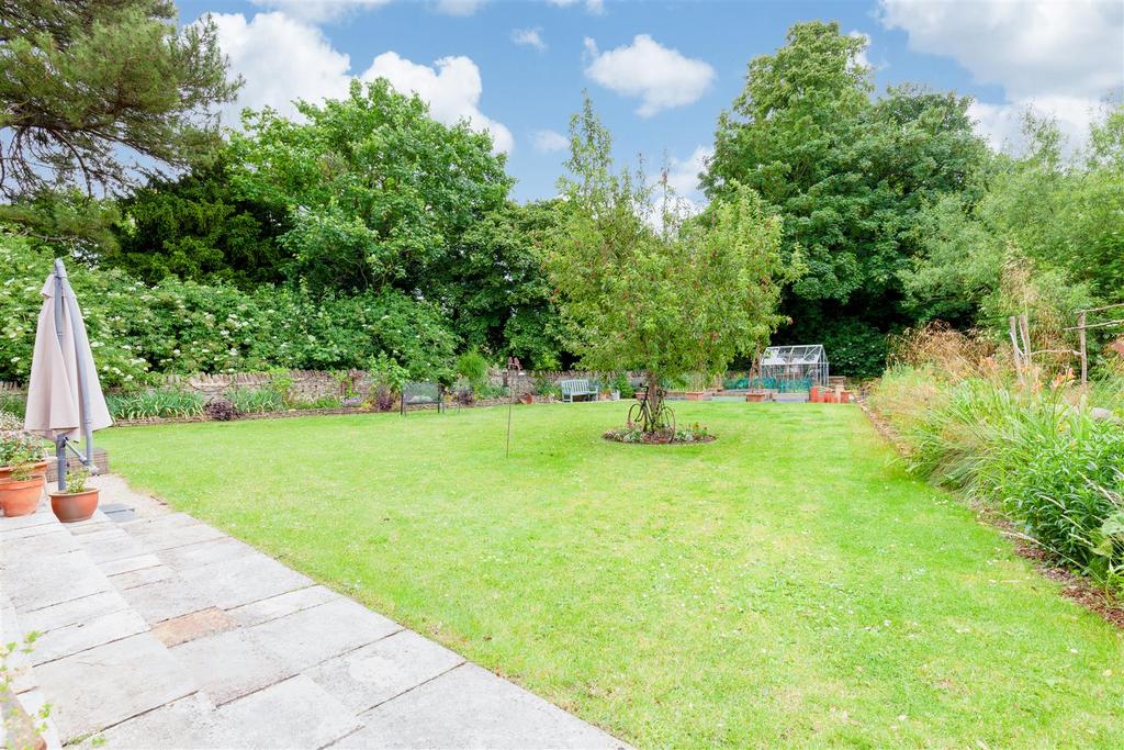 Garden 3.jpg