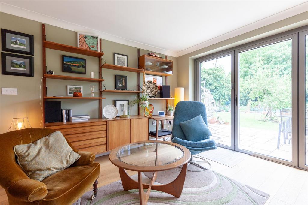 Dining Room 2.jpg