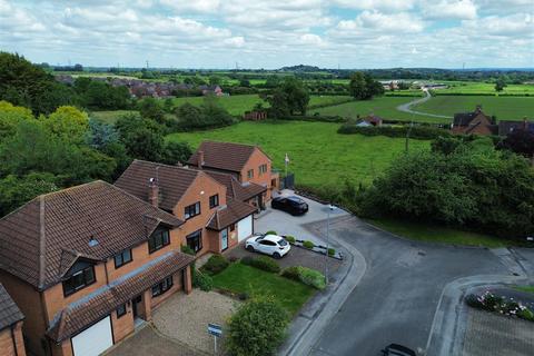 4 bedroom detached house for sale, Middleton Close, Stoney Stanton, Leicester