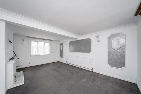 2 bedroom apartment for sale, New Road, London E4
