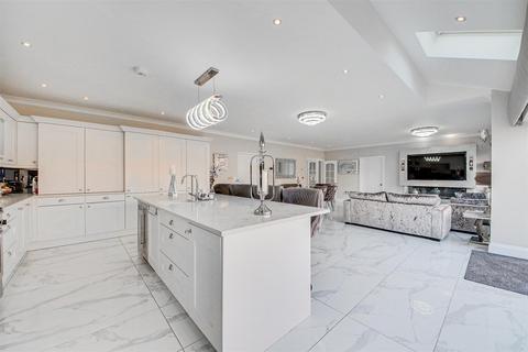 6 bedroom detached house for sale, Grosvenor Road, Southport PR8