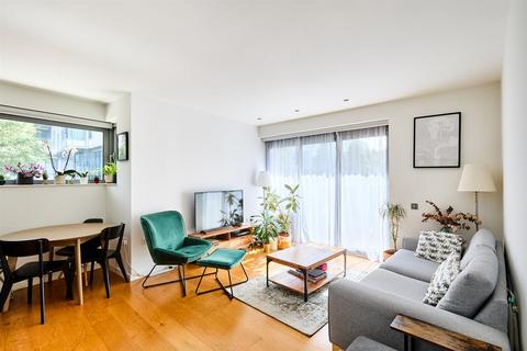 2 bedroom apartment for sale, Riverside Quarter, Wandsworth, SW18