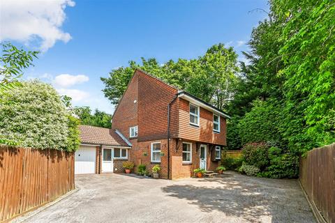 4 bedroom detached house for sale, Grenehurst Way, Petersfield, Hampshire