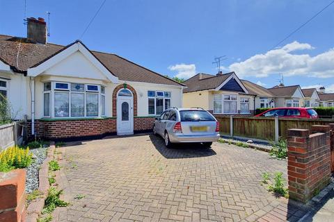 2 bedroom semi-detached bungalow for sale, Sherbourne Gardens, Southend-on-Sea SS2