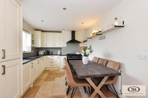 4 bedroom house for sale, The Cardway, Newcastle