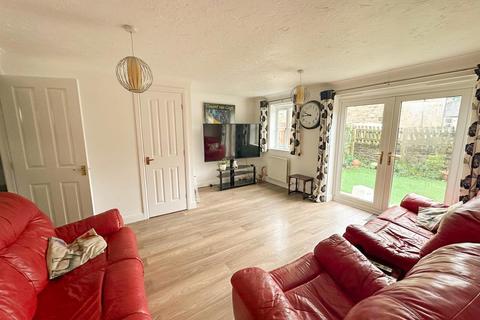 17 Drovers Walk, Hellifield, Skipton, BD23 4DW