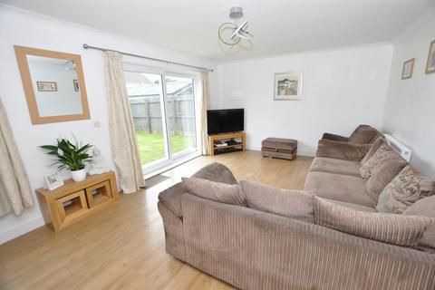 33a Cae Gwyrdd, St Clears, Carmarthen, SA33 4BE