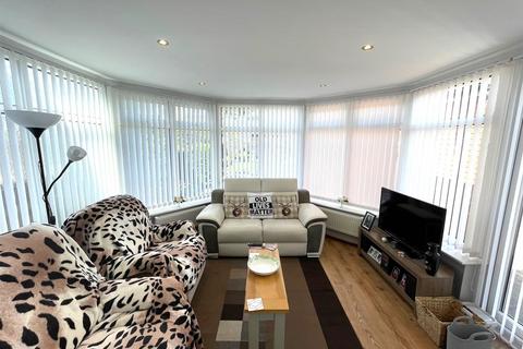 4 bedroom semi-detached bungalow for sale, Longhurst Road, Hindley Green