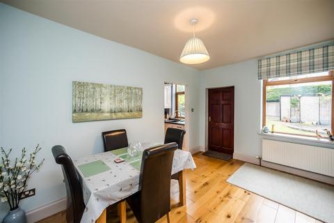 4 bedroom end of terrace house for sale, Shelf Moor Road, Halifax HX3