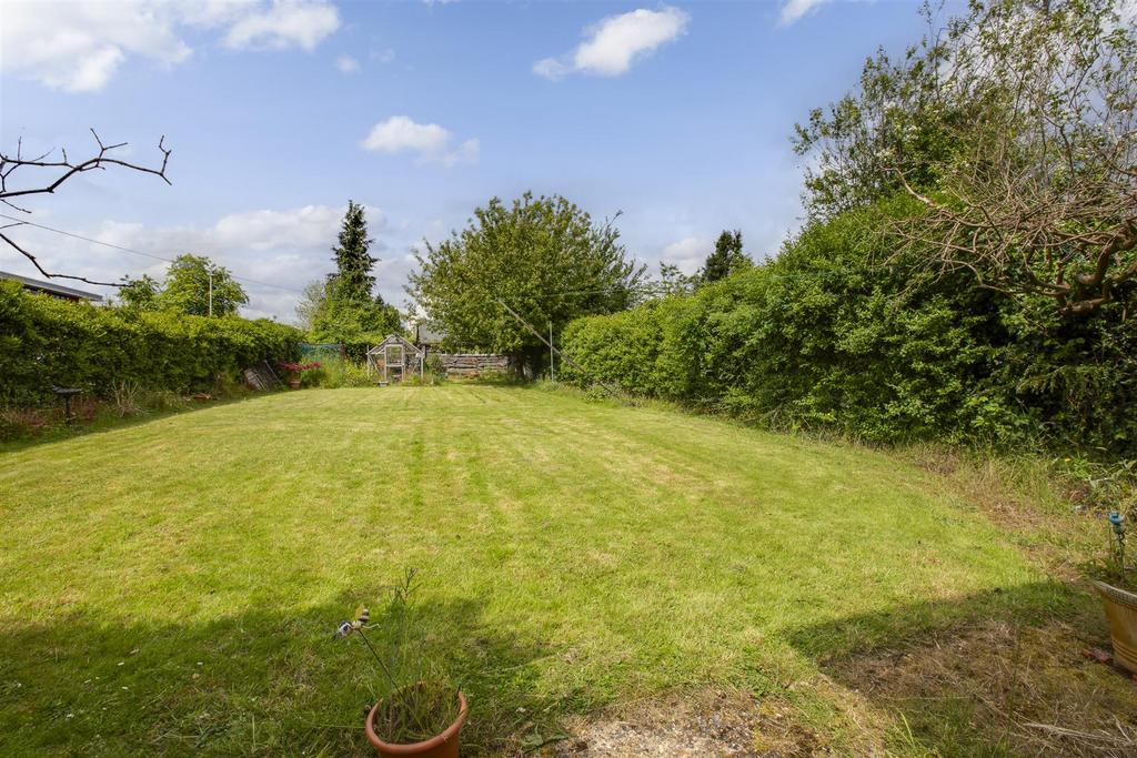 130 A Cressex Road, HP12 4 TZ-10.jpg