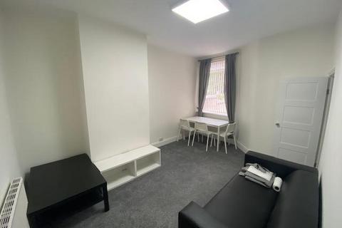 3 bedroom house to rent, Redruth Street, Fallowfield, Manchester