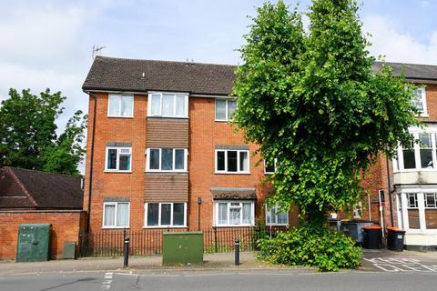 Leighton Buzzard - 2 bedroom apartment for sale