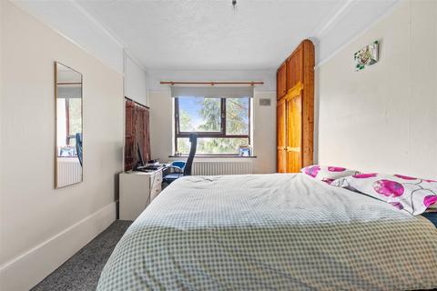 67c Selhurst Road, London, SE25 5QB