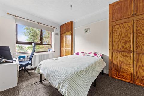 67c Selhurst Road, London, SE25 5QB