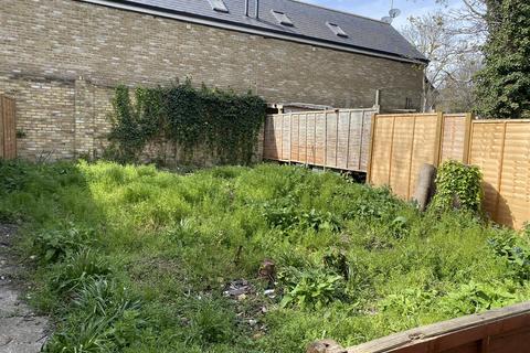 67c Selhurst Road, London, SE25 5QB