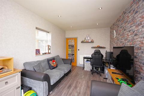 22 Abbots Vale, Barrow-in-furness, LA13 9PA