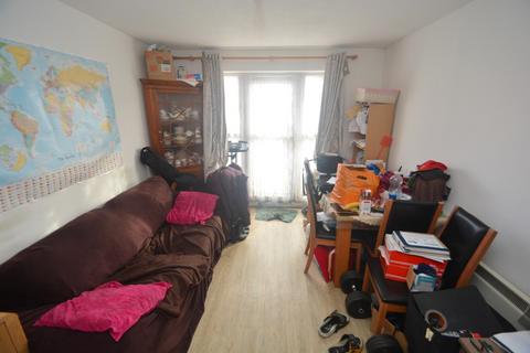 1 bedroom flat for sale, Vicarage Close, Northolt, UB5 5EG