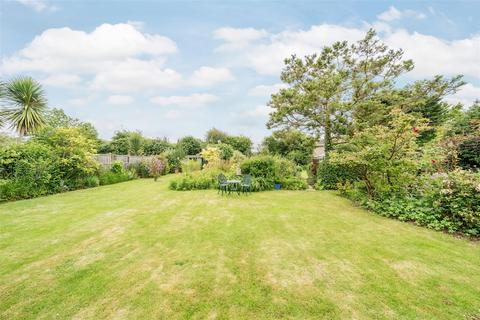 4 bedroom detached house for sale, 230 Havant Road, Hayling Island PO11