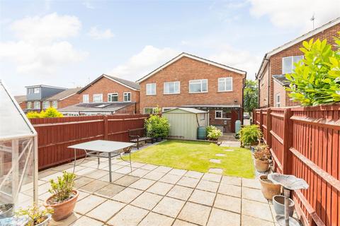 3 bedroom semi-detached house for sale, Cronshaw Close, Didcot