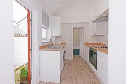 3 bedroom terraced house for sale, Balmoral Terrace, South Bank
