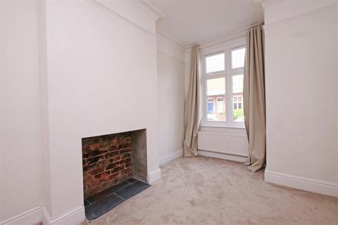 3 bedroom terraced house for sale, Balmoral Terrace, South Bank