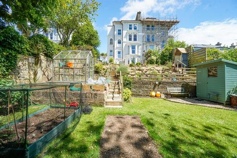 3 bedroom flat for sale, Baldslow Road, Hastings