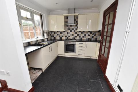 3 bedroom semi-detached house for sale, Kirkgate, Waltham DN37