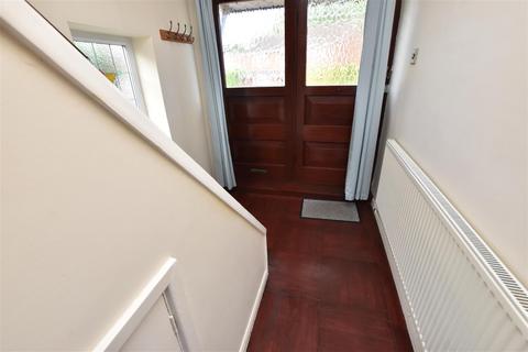 3 bedroom semi-detached house for sale, Kirkgate, Waltham DN37