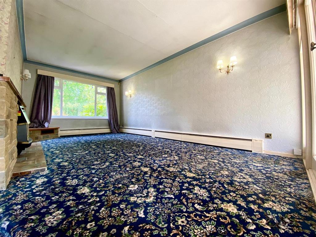 Bramleys Estate Agents - Plover Road - Lindley (11