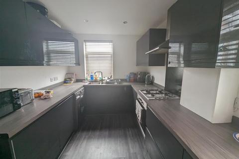 14 Starmer Crescent, Darlington, DL1 4DQ