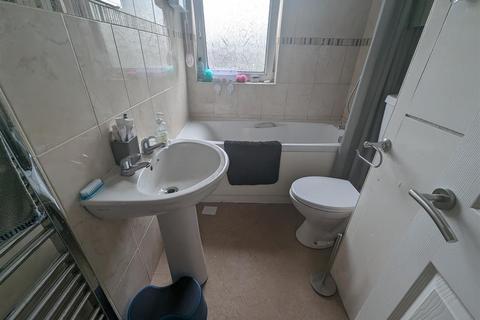 14 Starmer Crescent, Darlington, DL1 4DQ