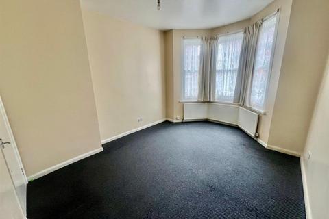 2 bedroom maisonette for sale, London Road, Wembley