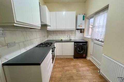 2 bedroom maisonette for sale, London Road, Wembley