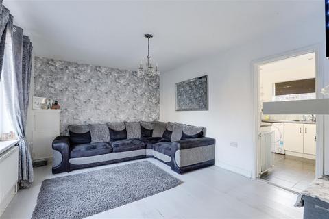410 Arnold Road, Nottingham, NG5 5HL
