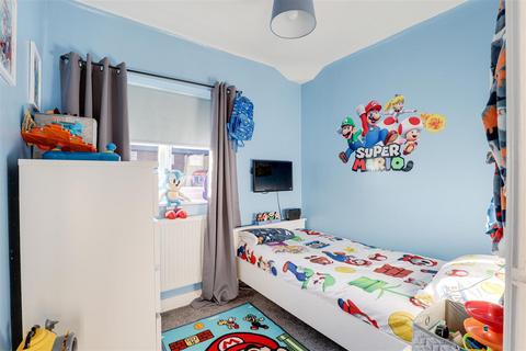 410 Arnold Road, Nottingham, NG5 5HL
