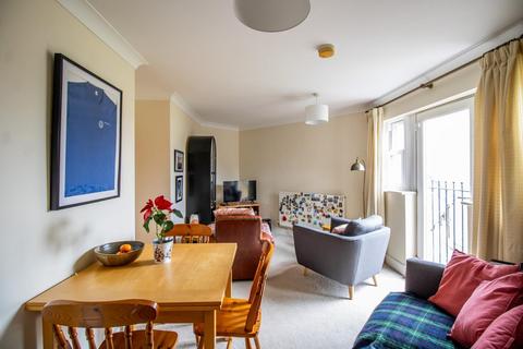 3 bedroom apartment for sale, St. Matthew's Gardens, Cambridge