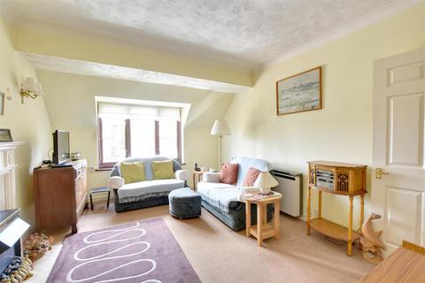 2 bedroom retirement property for sale, Strand Quay, Rye