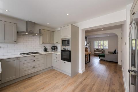24 Beechen Lane, Lower Kingswood, Tadworth, KT20 6RY