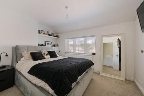 24 Beechen Lane, Lower Kingswood, Tadworth, KT20 6RY