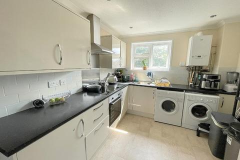 3 bedroom apartment for sale, Town Lane, Stanwell TW19