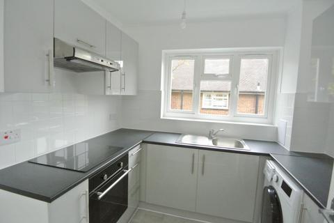 1 bedroom flat for sale, Elmcroft Drive, Ashford TW15