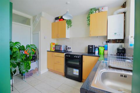3 bedroom terraced house for sale, Aldridge Road, Slough