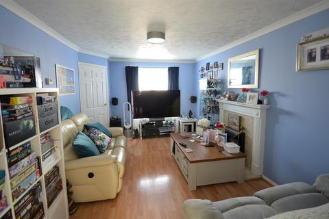 3 bedroom house for sale, Ullswater Close, Stevenage SG1