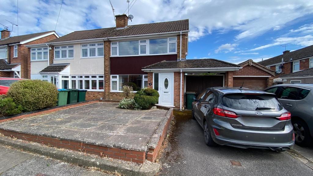 Shorncliffe Road, Coventry CV6 3 bed semidetached house for sale £